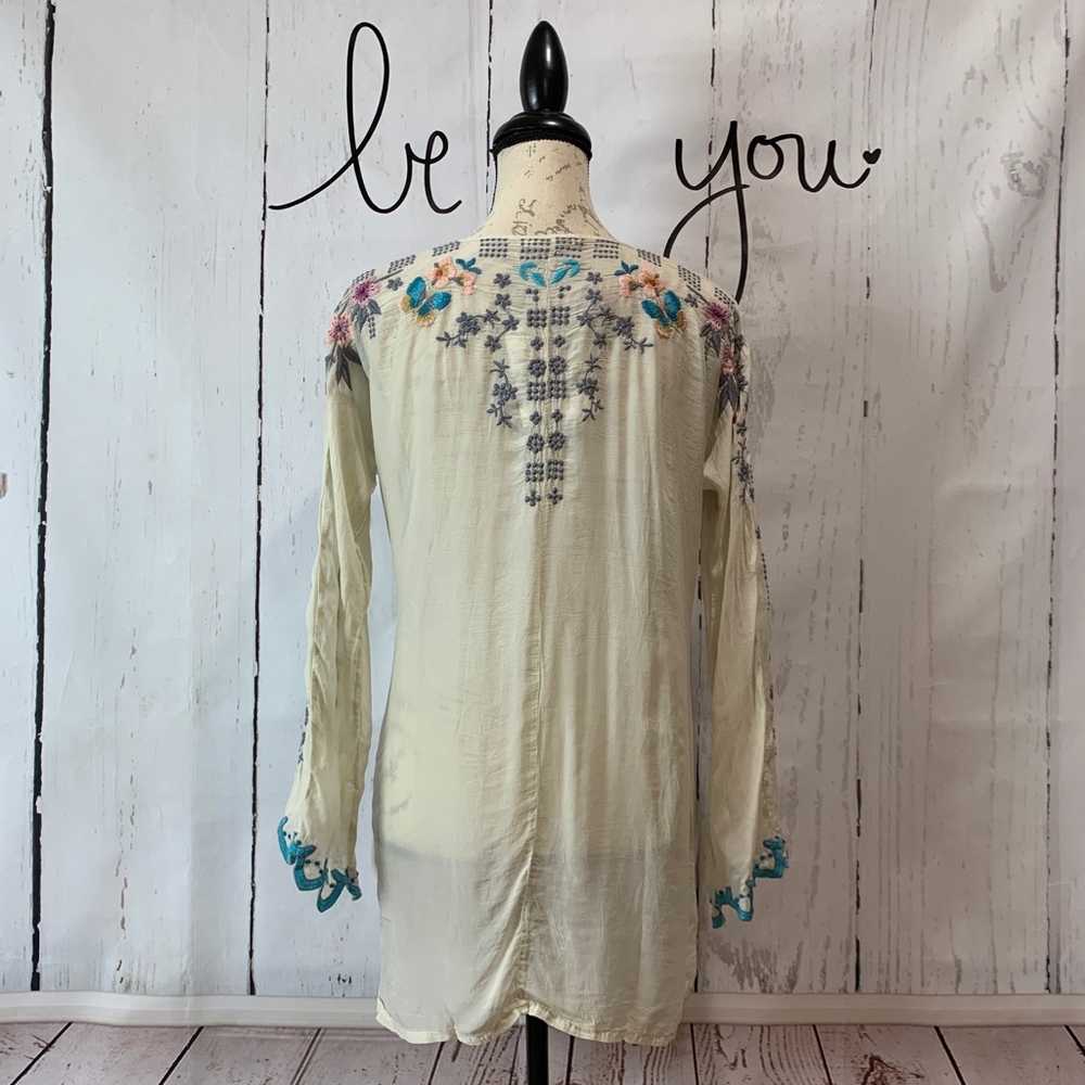 Johnny Was Butterfly Blouse Embroidered Boho Tunic - Picture 8 of 8
